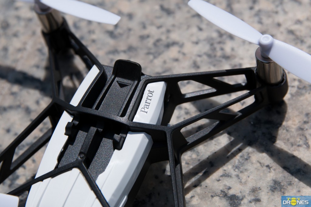 parrot hydrofoil (18)